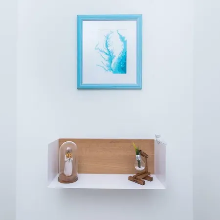 Designer & Luxurious, Business, One Bedroom In By Flat Mаnager