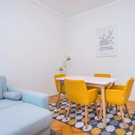 Cozy 1bd In Heart Of - Work & Play By Flat Mаnager Apartment